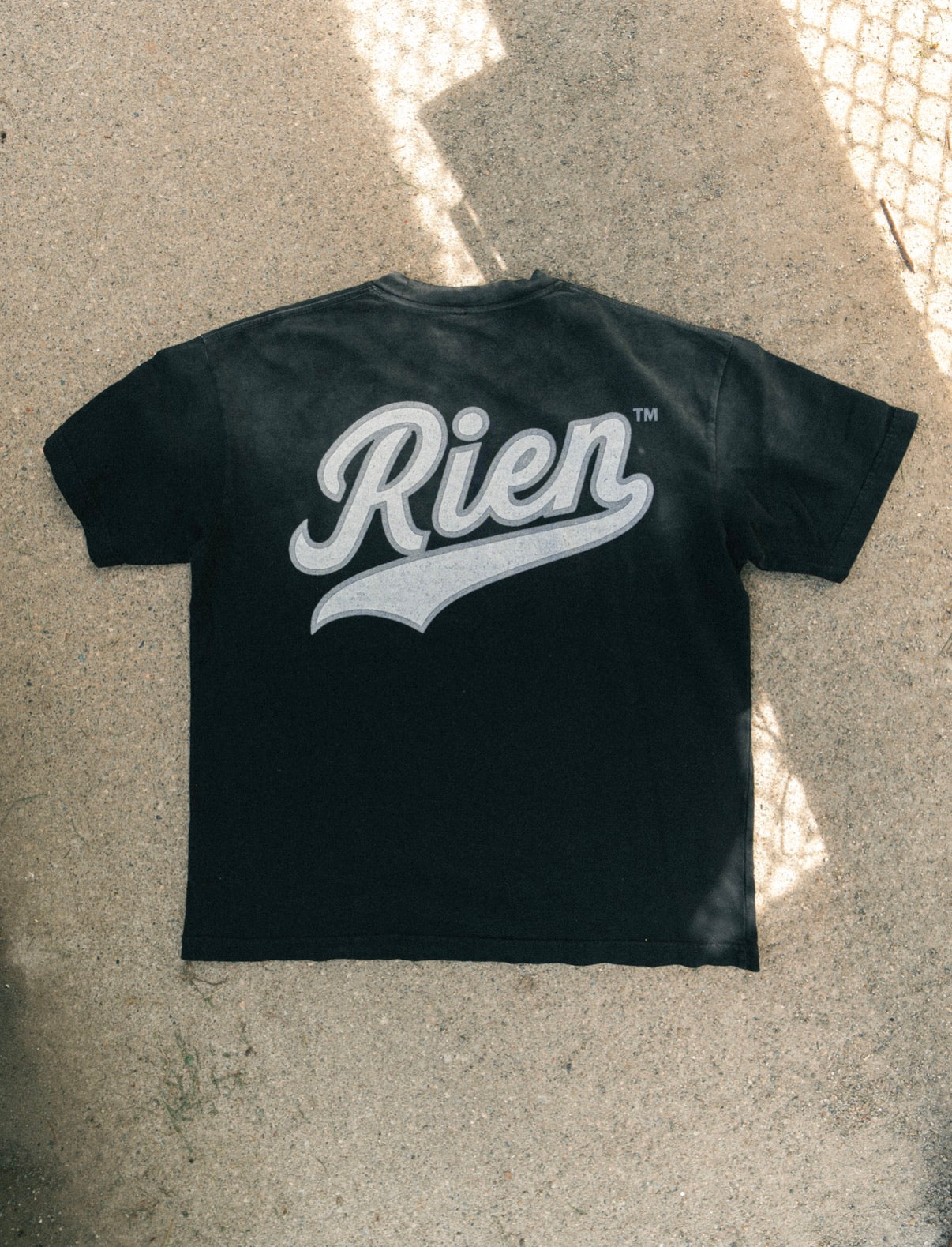 Staple “Rien”